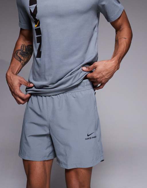 Nike Training – Pro Dri-FIT – Shorts in Grau, 6 Zoll Schrittlänge, 3 von 5