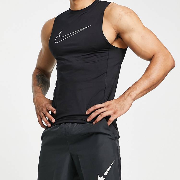 Stun bruid mooi Nike Training Pro Dri-FIT slim fit tank top in black | ASOS