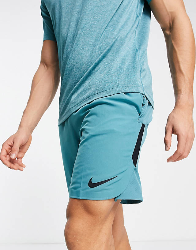 Nike Training - pro flex rep shorts in teal