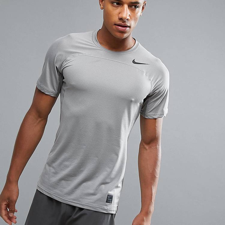 Koor Aanpassen donderdag Nike Training Pro HyperCool T-Shirt In Grey 828178-003 | ASOS