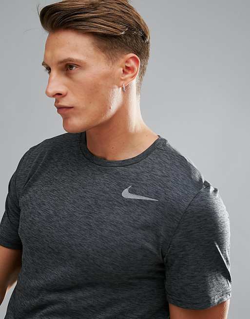 Nike Training pro HyperDry t shirt in black 832835 010