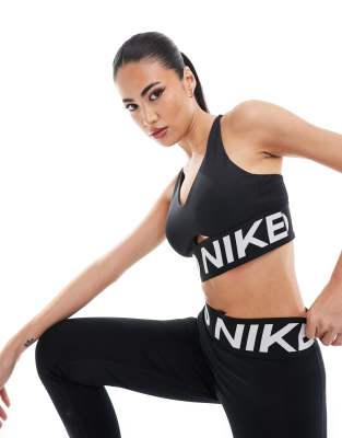 Pro Indy medium support plunge sports bra in black