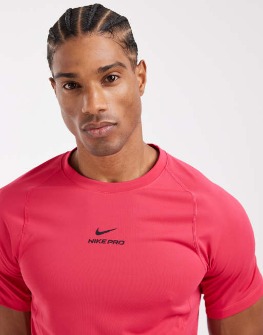 Nike Training Pro muscle fit top in hot pink, 4 of 5