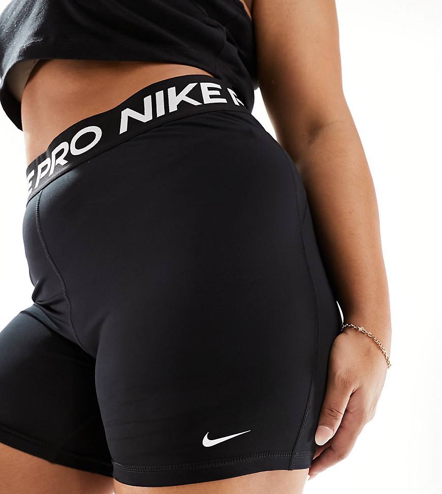 Nike Pro 365 5inch Shorts In Black