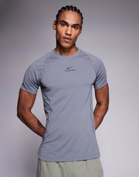 Nike Training - Pro - T-shirt moulant en tissu Dri-FIT - Gris - view 1