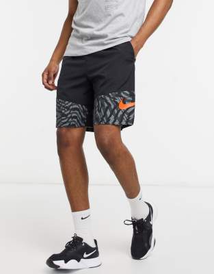 nike training flex shorts in black