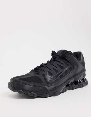 black nike reax