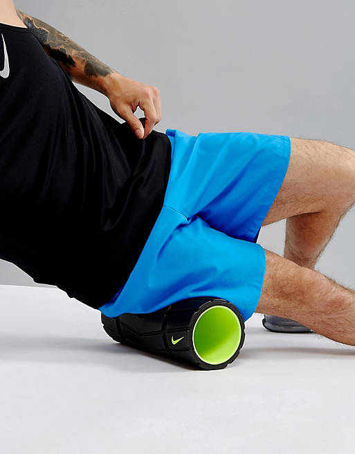 periscope melon to invent Nike Training Recovery Foam Roller 13 Inch In Black ER.32-023 | ASOS