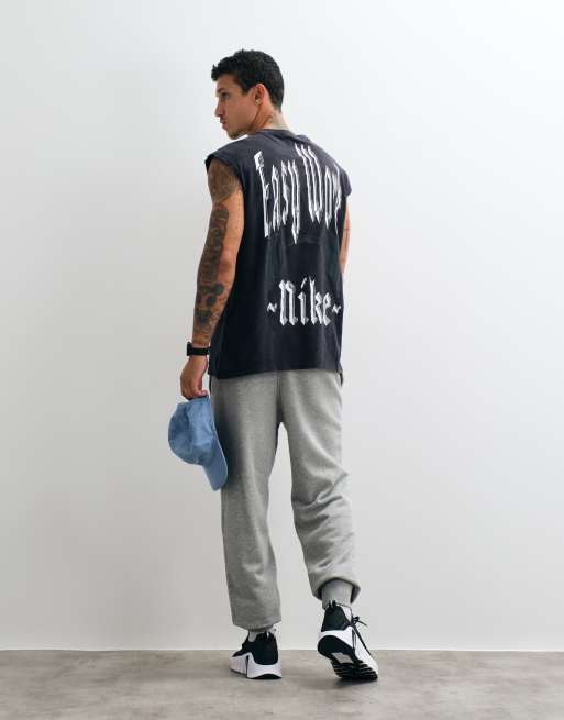 Nike Training relaxed tank top in black, 2 of 5