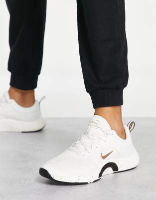 Nike Training Renew In Season 11 Sneakers in creme
