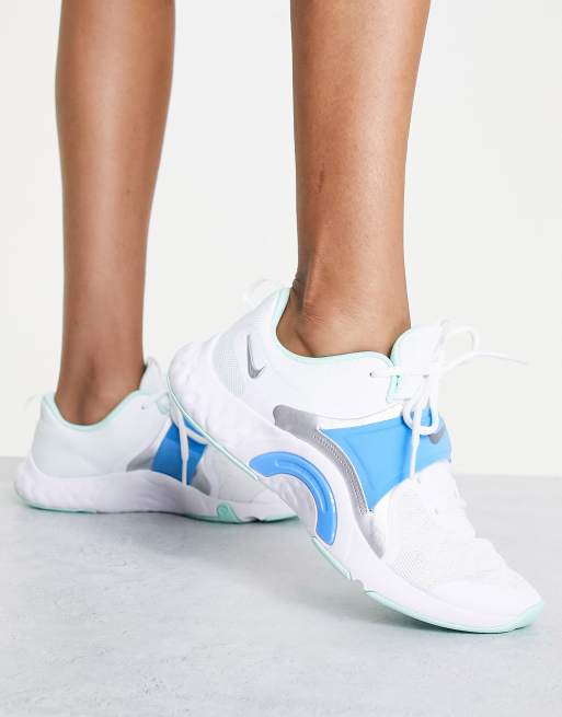 Nike Training - Renew In-Season - Sneakers in wit