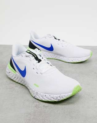 nike revolution 5 white blue