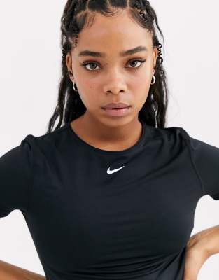 Nike Training short sleeve mesh 