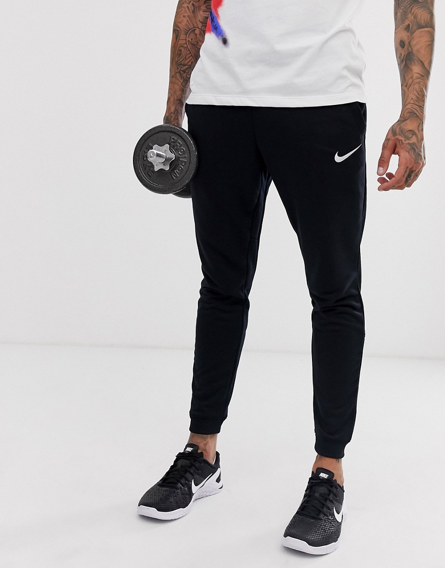 Nike Training - Smaltoelopende fleecebroek in zwart