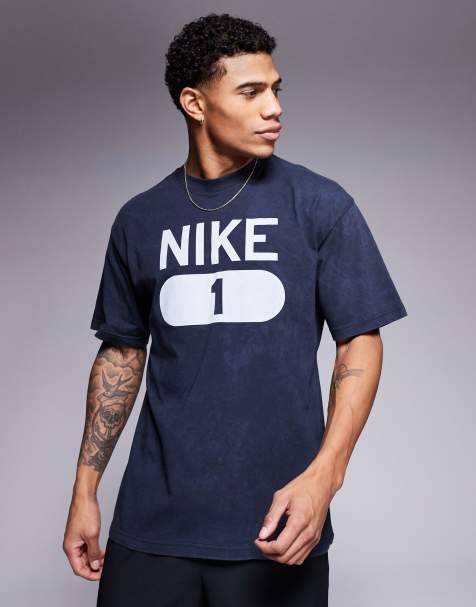 Nike Training - Sort t-shirt med grafik - view 1