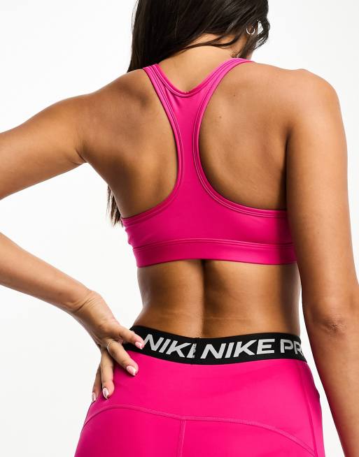 Nike Training - Soutien-gorge maintien léger en tissu Dri-FIT à logo virgule - Rose baie, 2 de 4