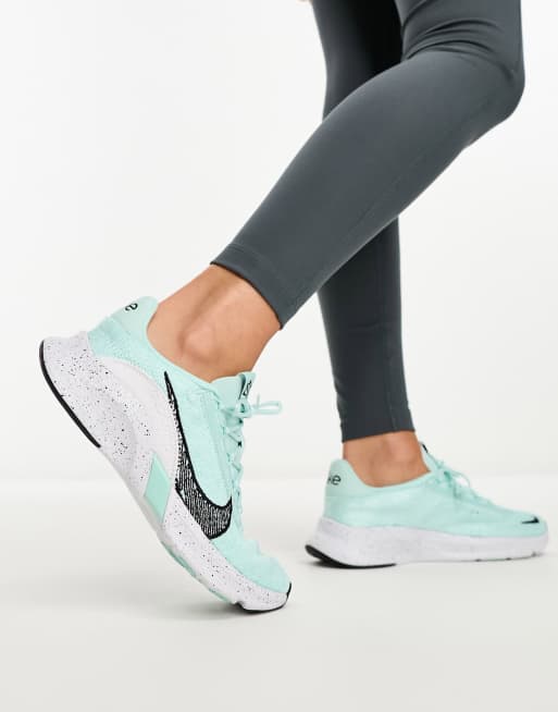 Nike flyknit trainer womens green hotsell