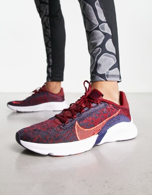 Nike Training - SuperRep Go 3 - Sneakers in rood