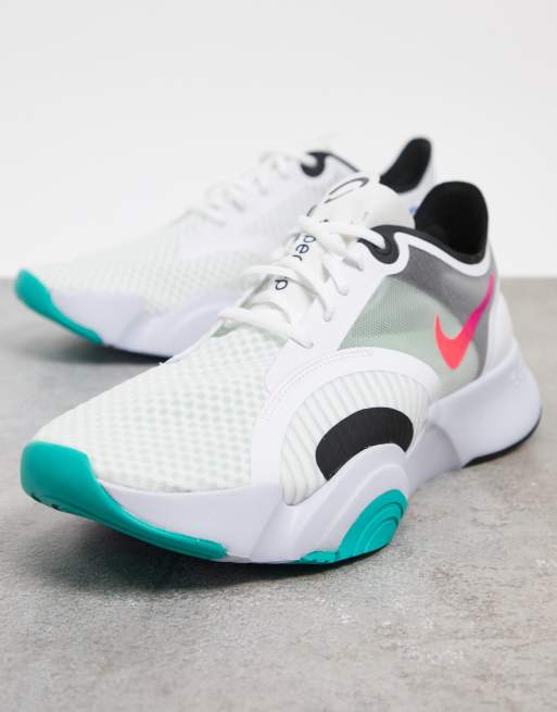 nike training superrep go trainers in white women's