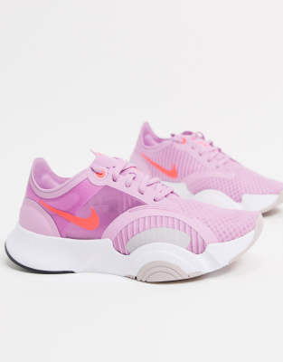nike training superrep go trainers in pink