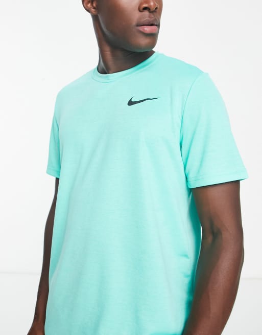 Mint color nike shirt online