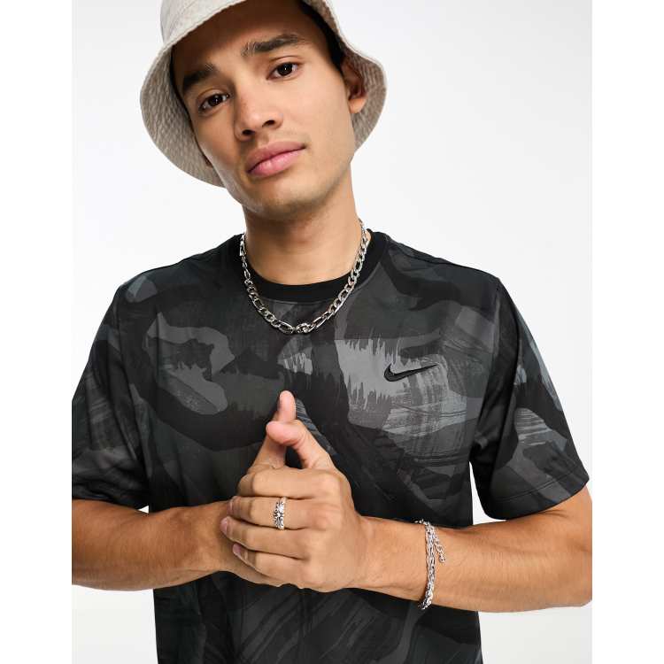 nike black camo t shirt