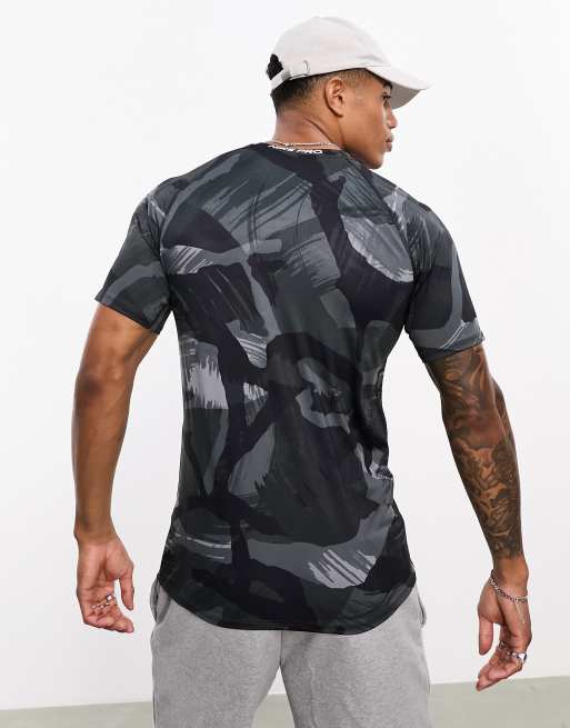 nike black camo t shirt