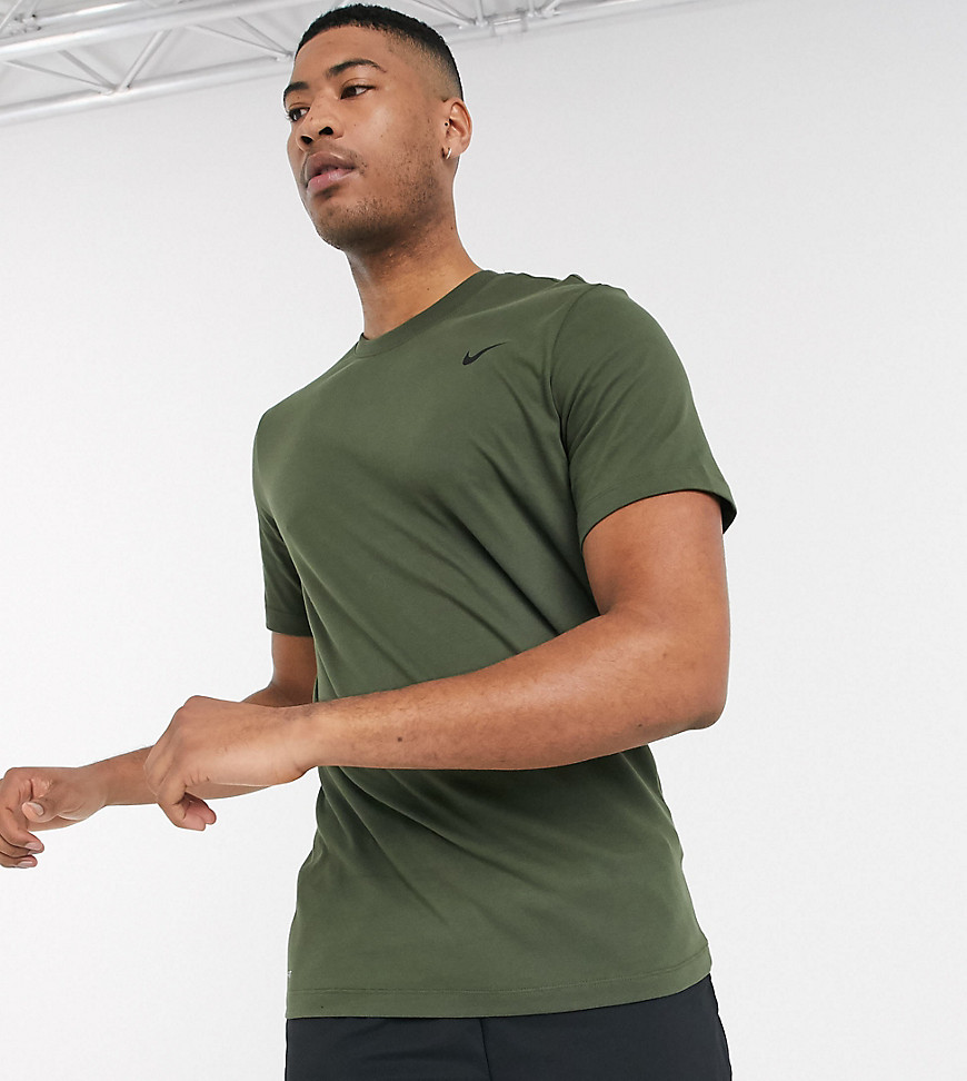 Nike Training Tall - Dry - T-shirt kaki-Verde