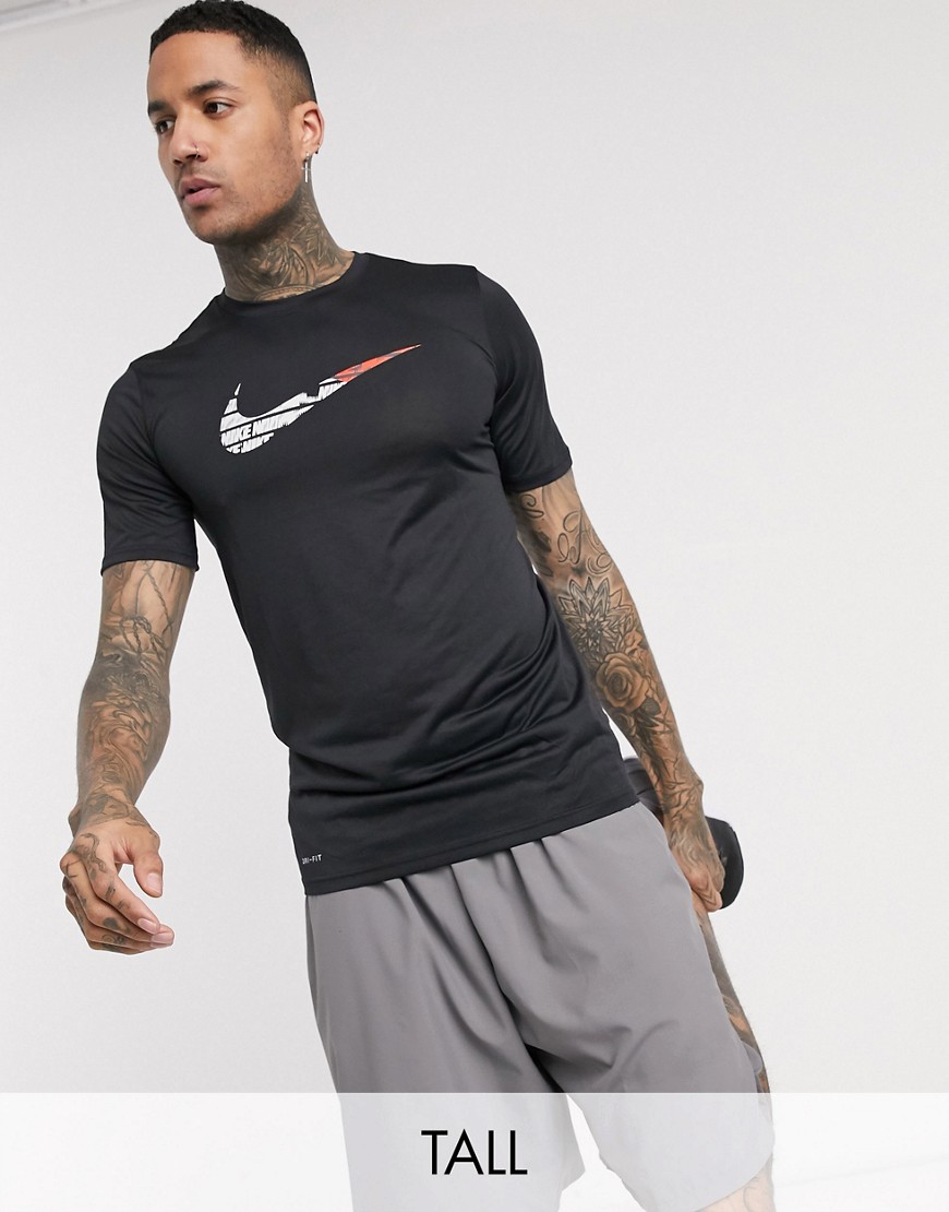 Nike Training Tall - T-shirt met swoosh-print in zwart