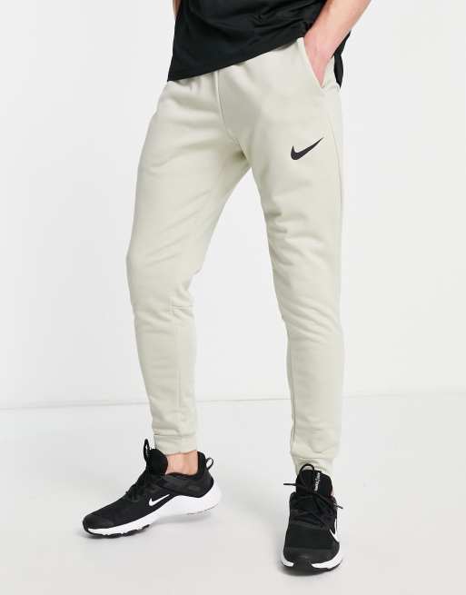 Nike tapered shop fleece joggers