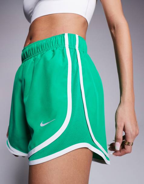 Nike Training Tempo 3 inch shorts in green - view 1