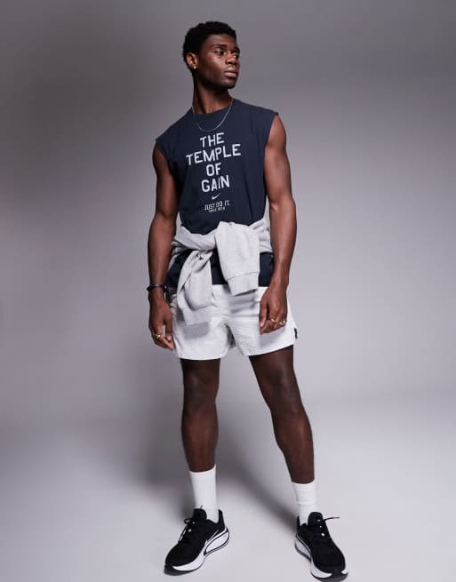 Nike Training The Temple Of Gain graphic tank top in black, 3 of 4