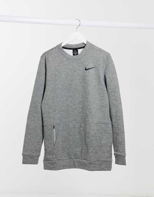 Nike crew neck 2025 sweatshirt with pockets