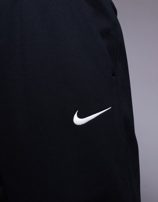 Nike Training Therma-FIT joggers in black, 3 of 5