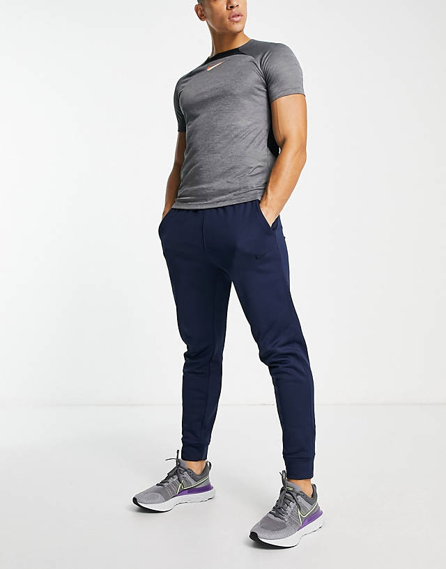 Nike Training - therma-fit tapered joggers in navy