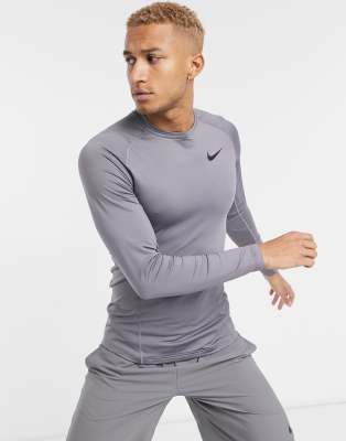 nike training shirt long sleeve