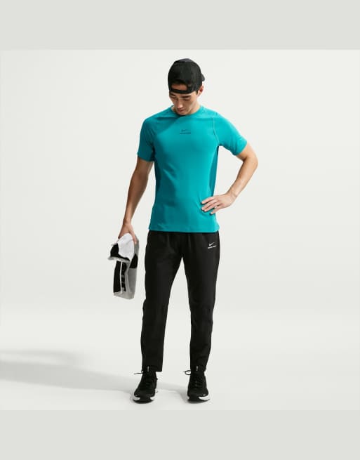 Nike Training top Dri-FIT de manga corta en verde, 4 de 4