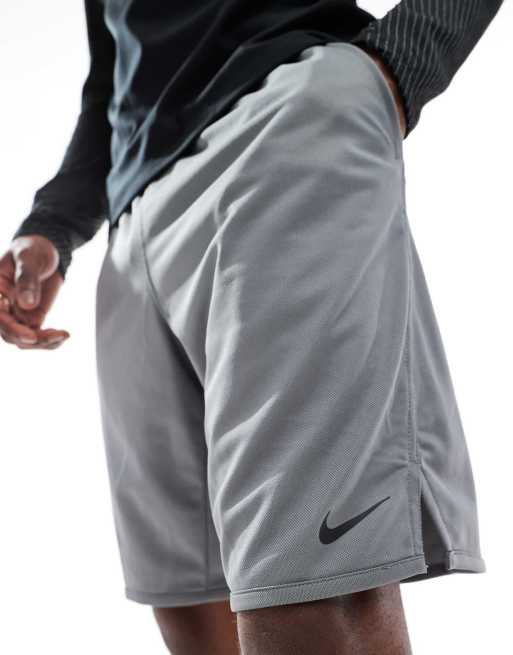 Nike Training - Totality Dri-FIT - Pantaloncini in maglia grigi da 9