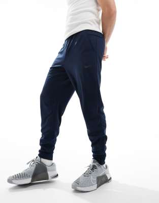 Totality knit tapered sweatpants in navy