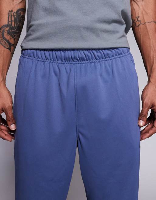 Nike Training Totality logo joggers in dark blue, 4 of 5