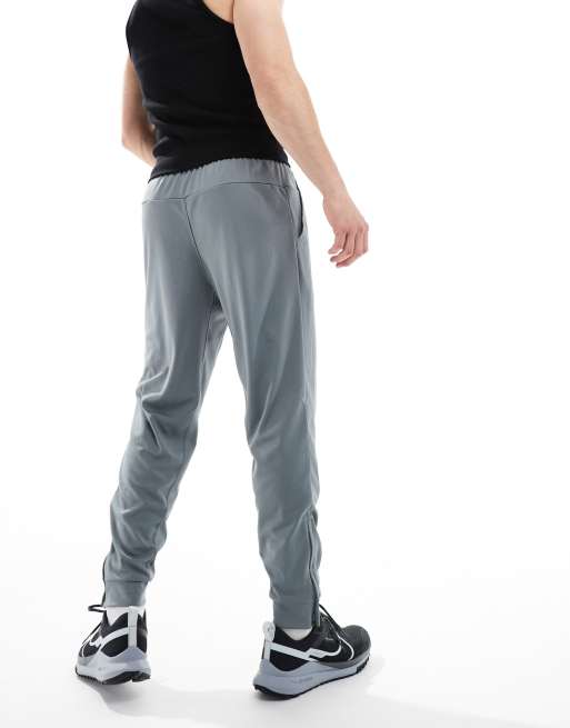 Nike Training Totality sweatpants in dark gray, 3 of 5