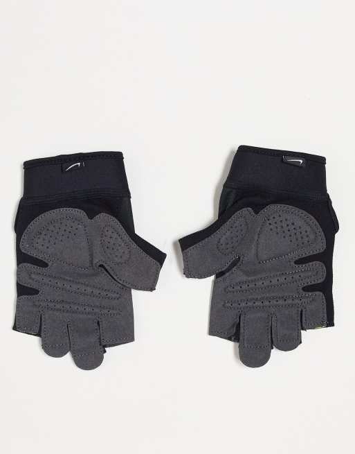 Fingerless gloves clearance nike