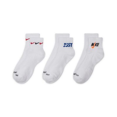Nike Training unisex cushioned 3 pack logo ankel socks in white