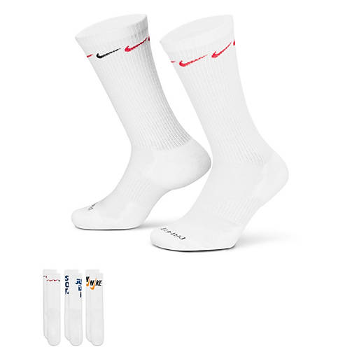 Nike Training unisex cushioned 3 pack logo crew sock in white | ASOS