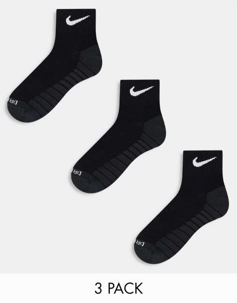 Black nike cheap socks mens