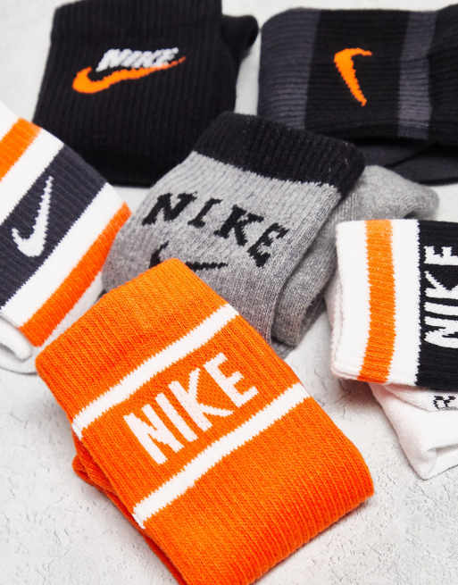 White and store orange nike socks