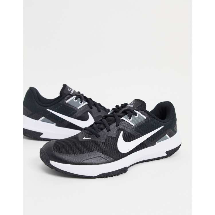 Nike gym varsity compete deals