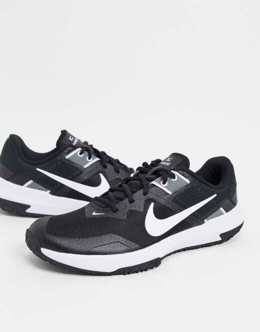 Nike Training Varsity Compete 3 trainers in black and white | ASOS