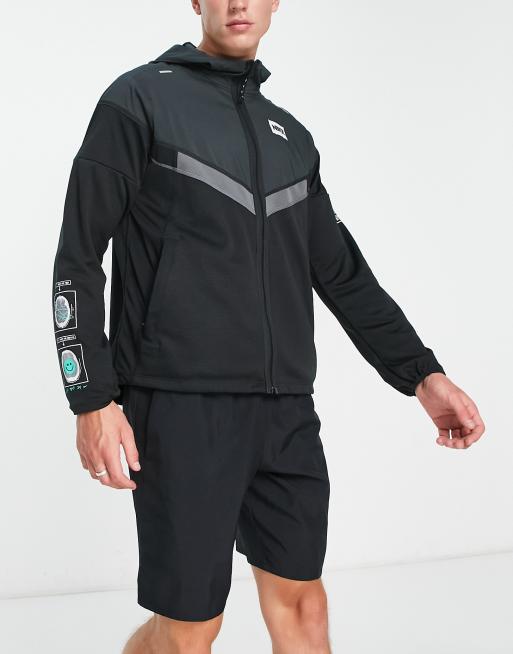 Workout windbreaker discount