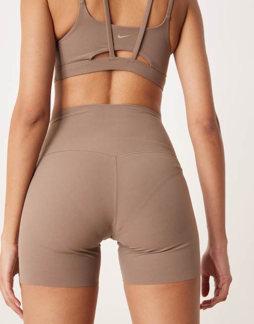 Nike Training Zenvy Dri-FIT soft touch high waisted 5 inch shorts in brown, 2 of 5
